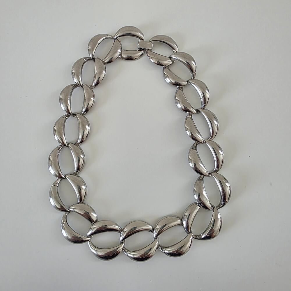 Vintage Silver Tone Link Necklace and Bracelet Set Statement Chunky Chain Bold - Picture 3 of 11